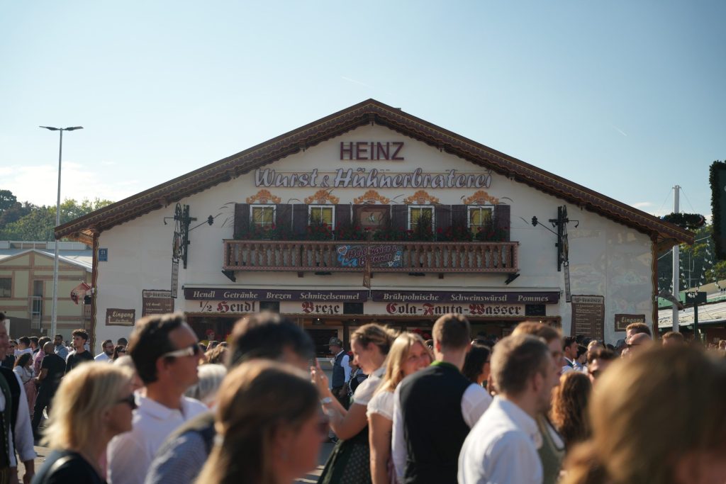 Heinz’s Wurst- und Hühnerbraterei